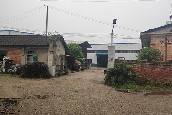 益陽(yáng)上湖機(jī)械廠 /cxyq/20210507114238-FiwzQTHHTFS84xuUNPa562_9alr2.jpg