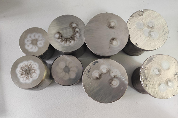 標(biāo)準(zhǔn)樣塊和檢測(cè)樣塊 /cxyq/20210507114256-Fm0LkhpBsW_aG7kcdgrMa7bfjb4p.jpg